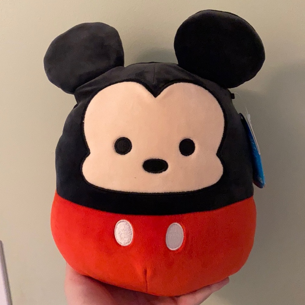 NWT Mickey mouse 8 inch squishmallow
